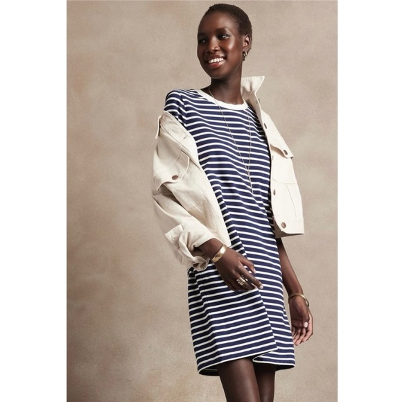Banana Republic Navy White Stripe T-Shirt Dress L Pocket Nautical Preppy Casual - Picture 1 of 10